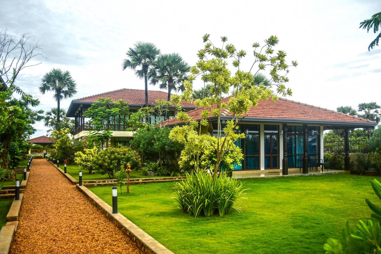 Hotel Dream Garden Arugam Bay Exterior foto